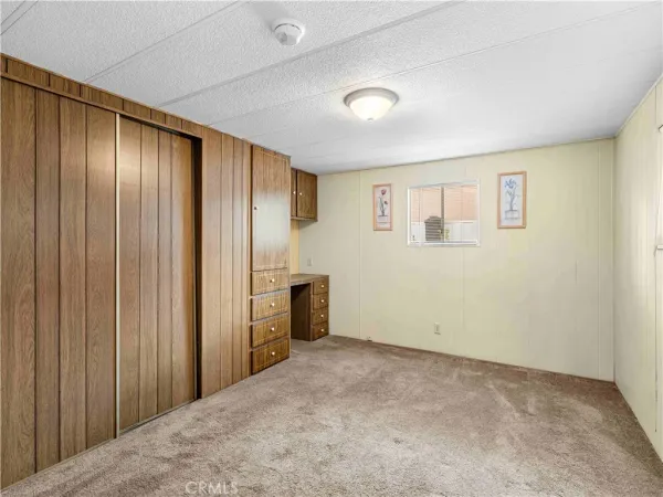 a view of a big room with closet area