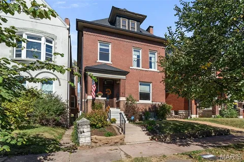$584,900 | 3629 Russell Boulevard, St. Louis, MO 63110