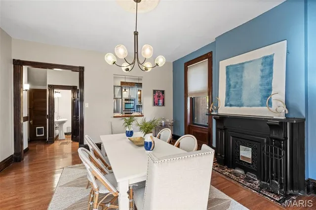 $584,900 | 3629 Russell Boulevard, St. Louis, MO 63110