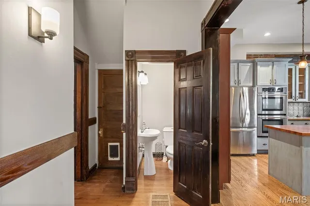 $584,900 | 3629 Russell Boulevard, St. Louis, MO 63110