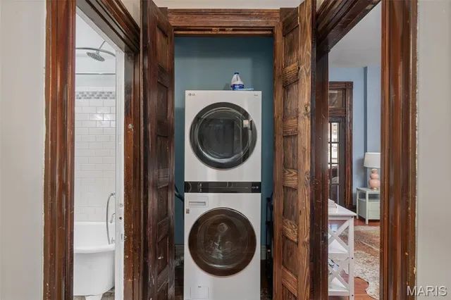 $584,900 | 3629 Russell Boulevard, St. Louis, MO 63110