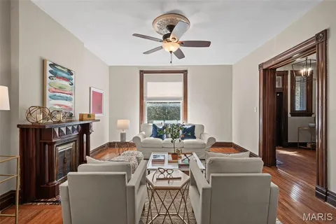 $584,900 | 3629 Russell Boulevard, St. Louis, MO 63110