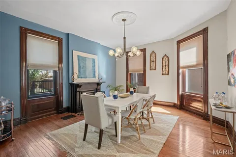 $584,900 | 3629 Russell Boulevard, St. Louis, MO 63110