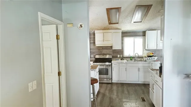 $385,000 | 3107 Lake View Drive, Perris, CA 92571