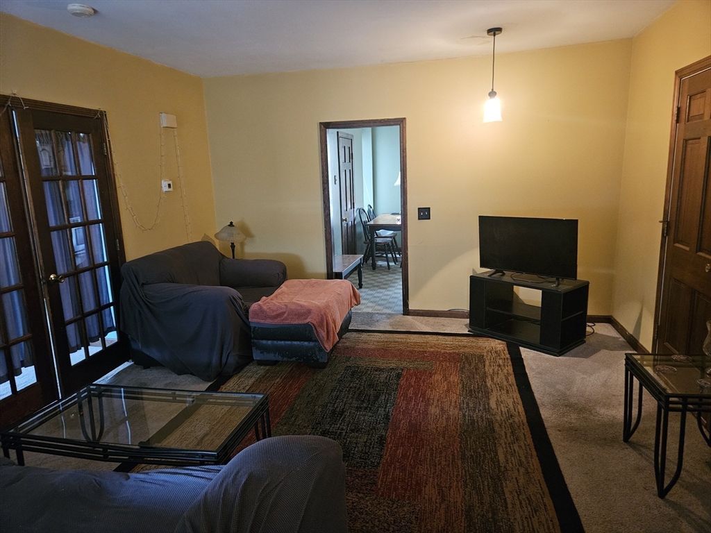 325 Mammoth Road, Unit 1 Lowell, MA 01854 - Photo 10 of 16