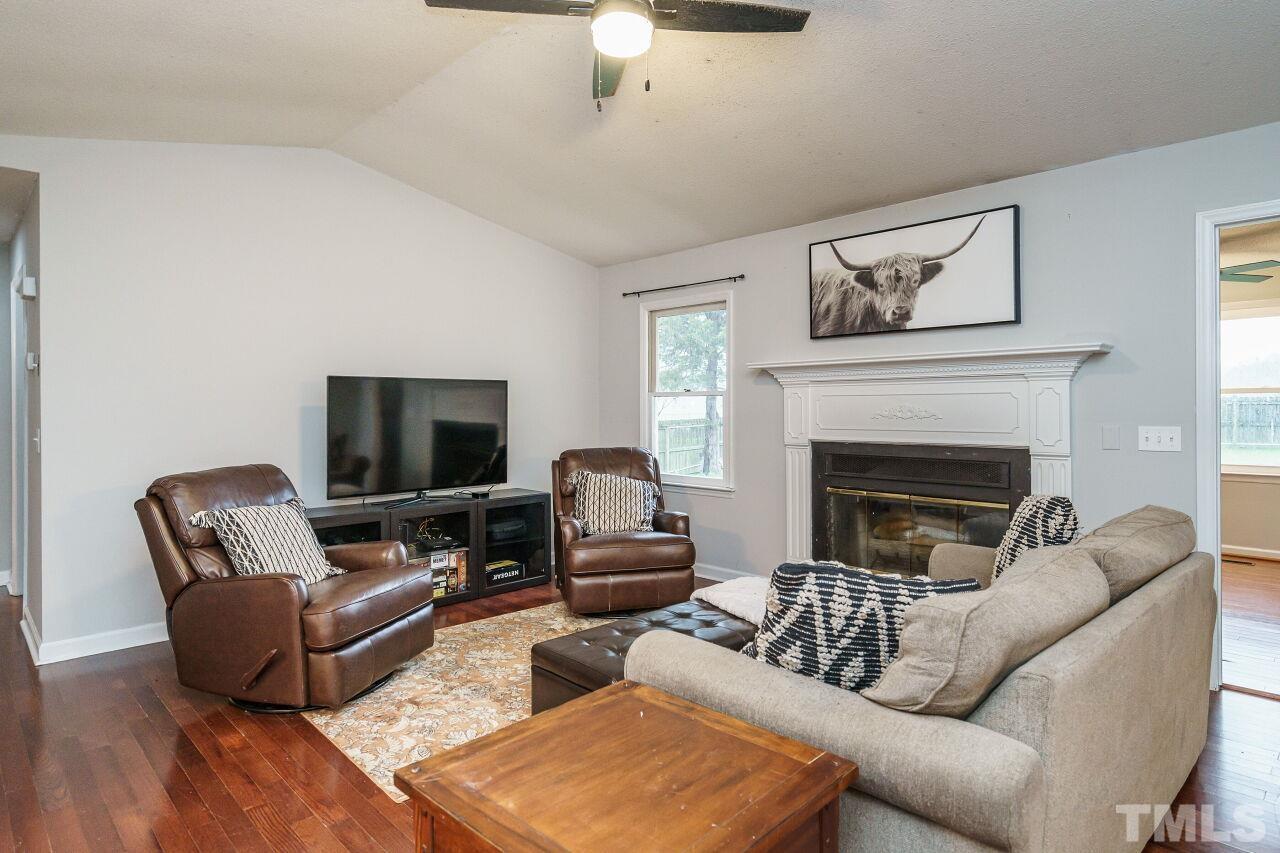 1417 Owls Nest Road Sanford, NC 27330 - Photo 5 of 28