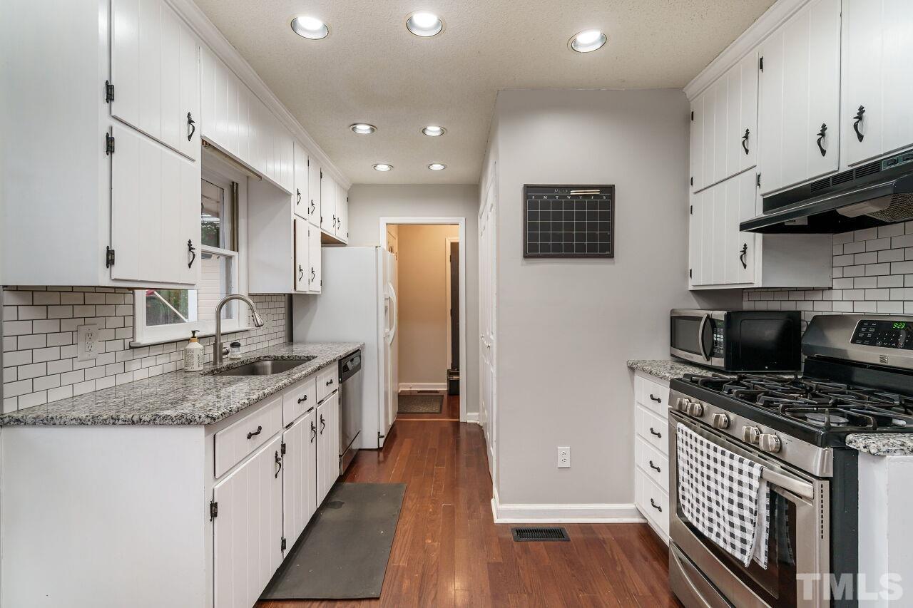 1417 Owls Nest Road Sanford, NC 27330 - Photo 10 of 28