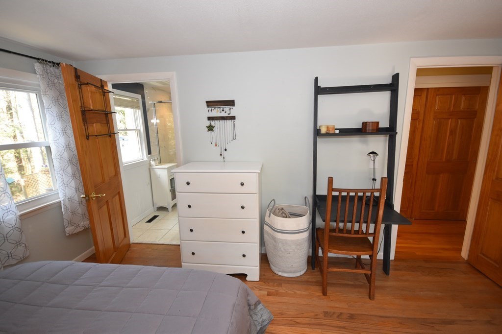8 Harkness Road, Unit B Pelham, MA 01002 - Photo 17 of 33