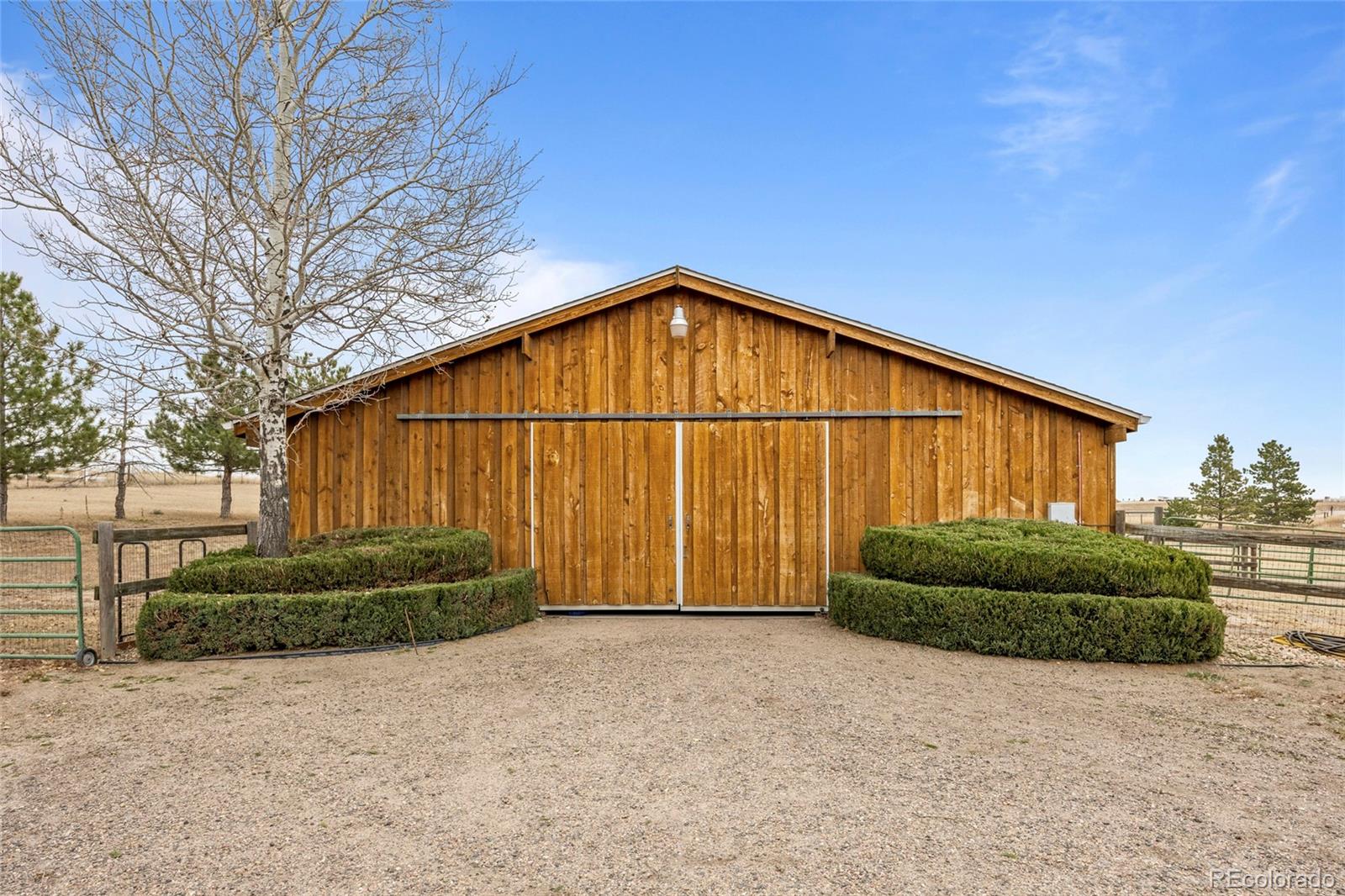 42865 Vista Ridge Road Parker, CO 80138 - Photo 41 of 50 a view of backyard of house