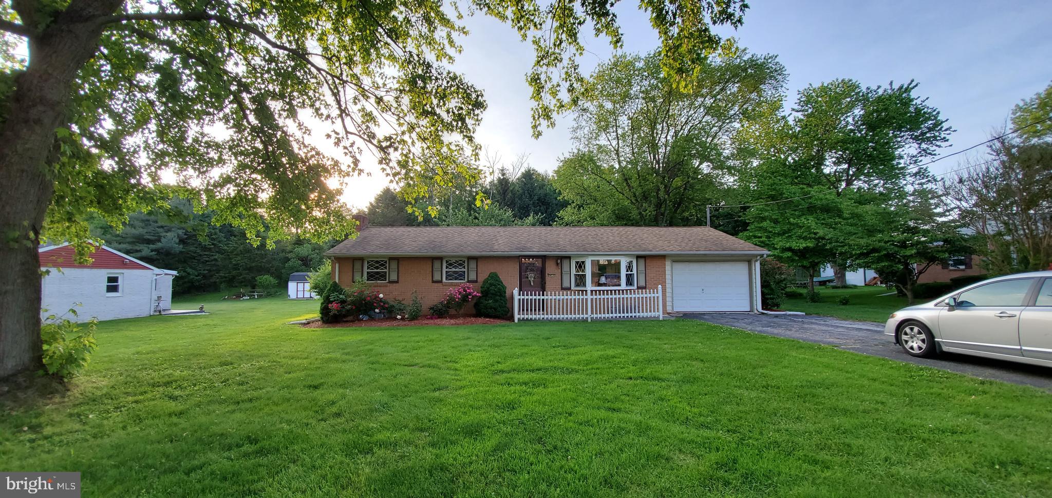 1370 Grandview Road Spring Grove, PA 17362 - Photo 2 of 34 Gallery Image 2