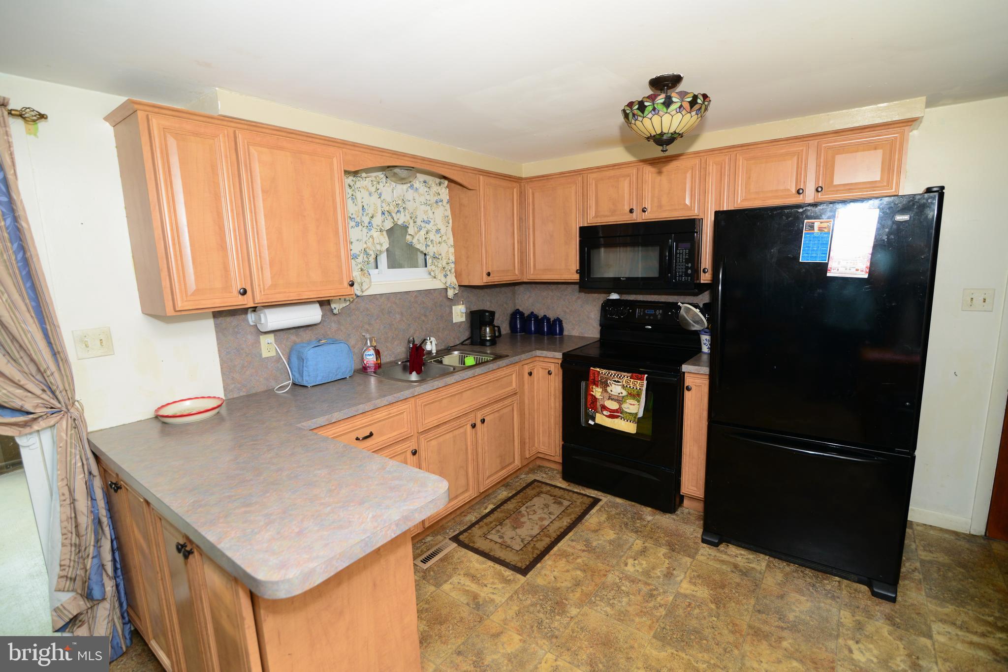 1370 Grandview Road Spring Grove, PA 17362 - Photo 13 of 34 Gallery Image 13