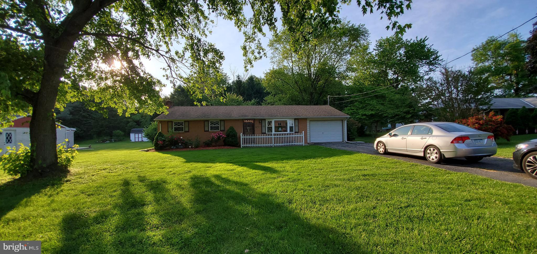 1370 Grandview Road Spring Grove, PA 17362 - Photo 5 of 34 Gallery Image 5