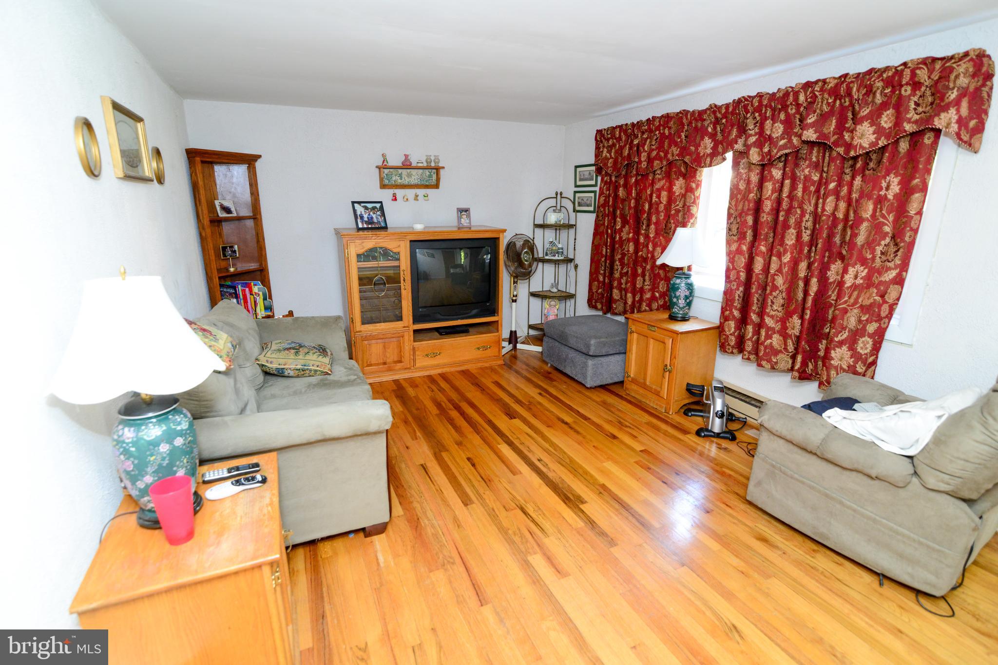 1370 Grandview Road Spring Grove, PA 17362 - Photo 7 of 34 Gallery Image 7