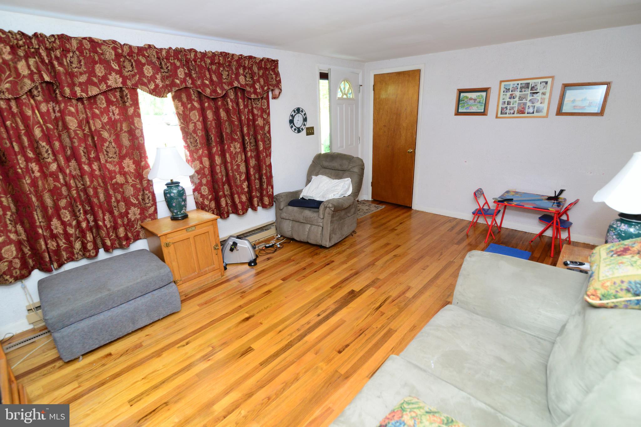 1370 Grandview Road Spring Grove, PA 17362 - Photo 8 of 34 Gallery Image 8