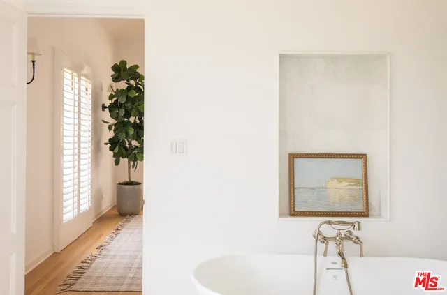 $49,999 | 356 St Pierre Road, Los Angeles, CA 90077