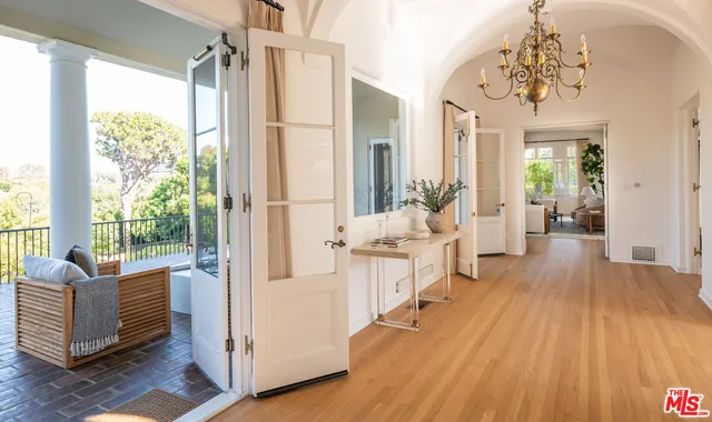 $49,999 | 356 St Pierre Road, Los Angeles, CA 90077