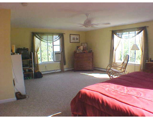 39 Providence Road Grafton, MA 01519 - Photo 8 of 10 Gallery Image 8