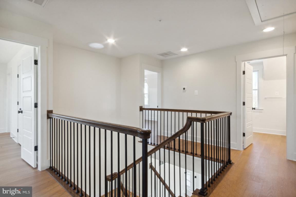 3110 Thurston Road Frederick, MD 21704 - Photo 18 of 38 Upper landing.