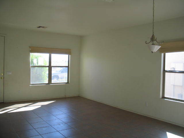 2428 West Roeser Road Phoenix, AZ 85041 - Photo 3 of 19 FRONT LIVING ROOM