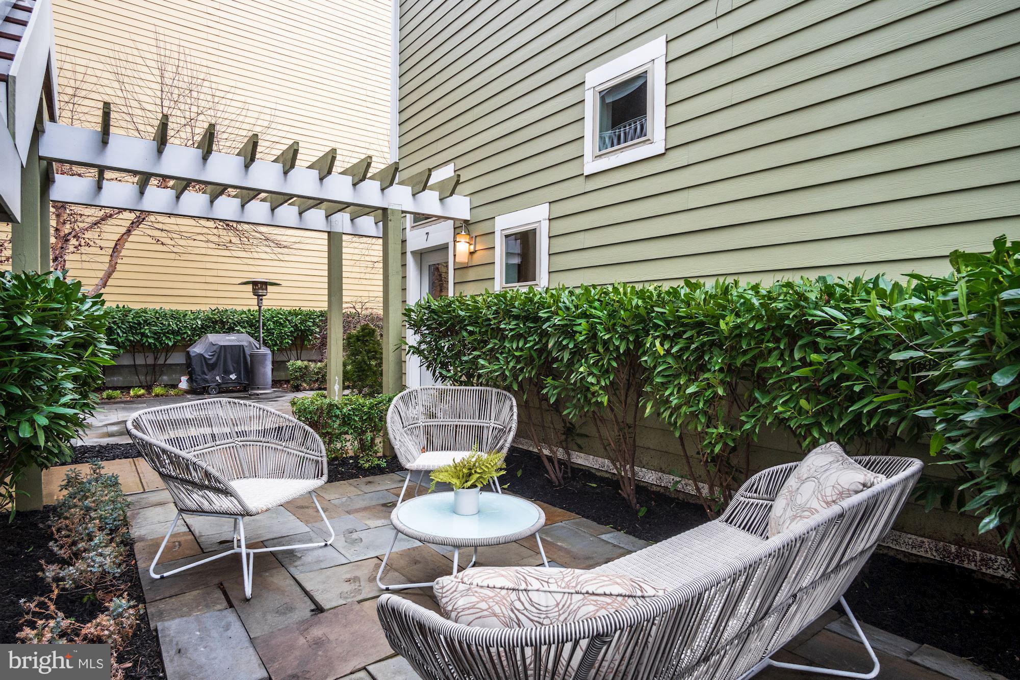 762 Park Road Northwest, Unit 7 Washington, DC 20010 - Photo 17 of 18 A Secluded Oasis