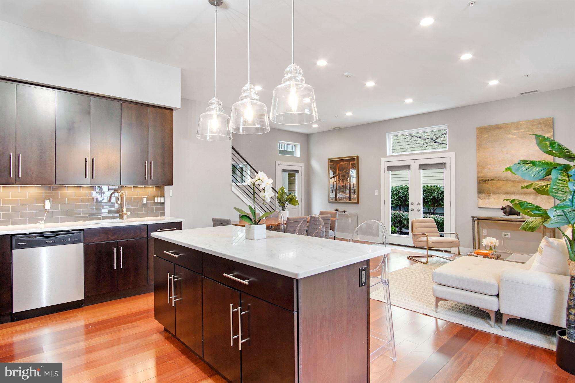 762 Park Road Northwest, Unit 7 Washington, DC 20010 - Photo 7 of 18 10-Foot Ceilings