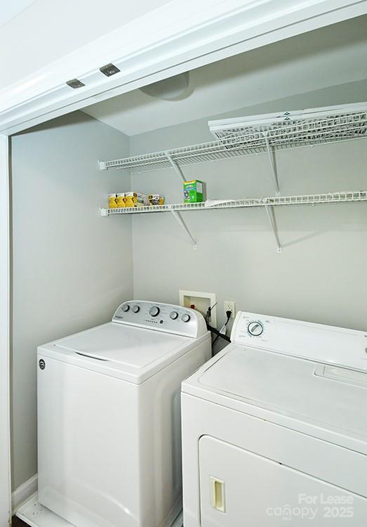 4939 South Hill View Drive Charlotte, NC 28210 - Photo 13 of 24 a utility room with dryer and washer
