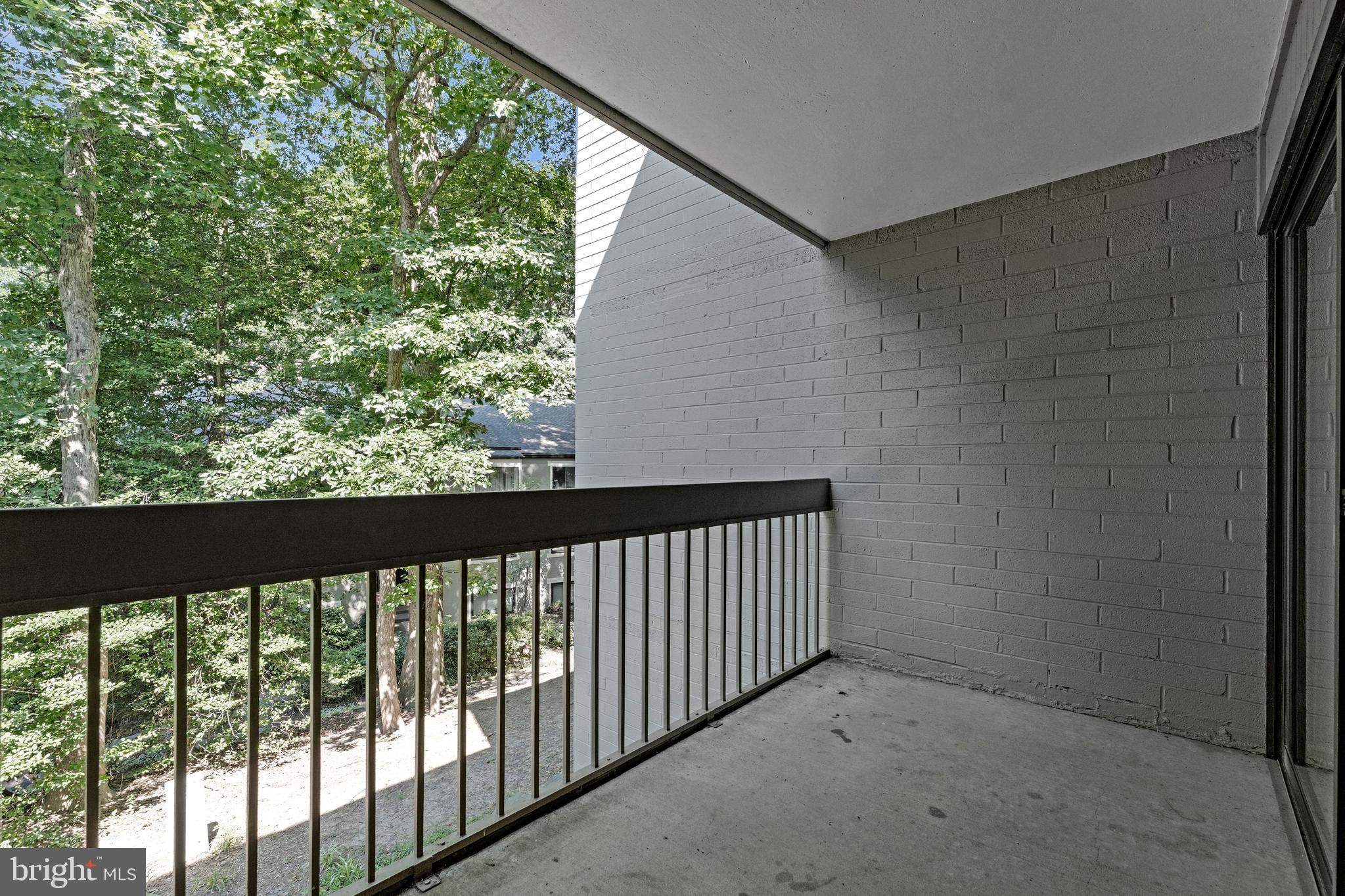 2210 Springwood Drive, Unit 107 Reston, VA 20191 - Photo 24 of 26