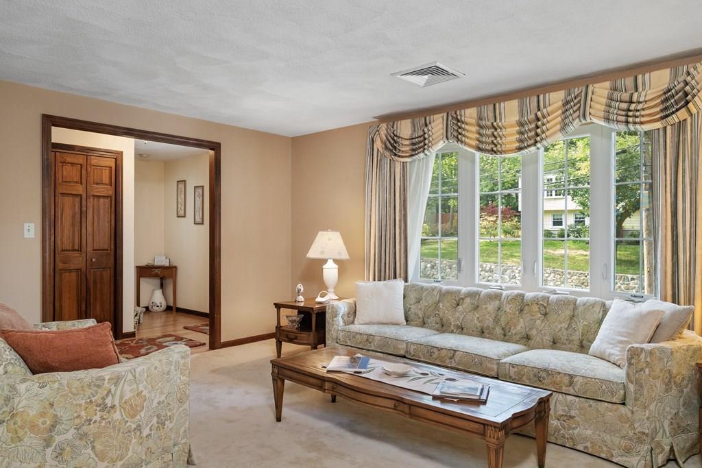 33 Cypress Road Arlington, MA 02474 - Photo 18 of 36 Gallery Image 18