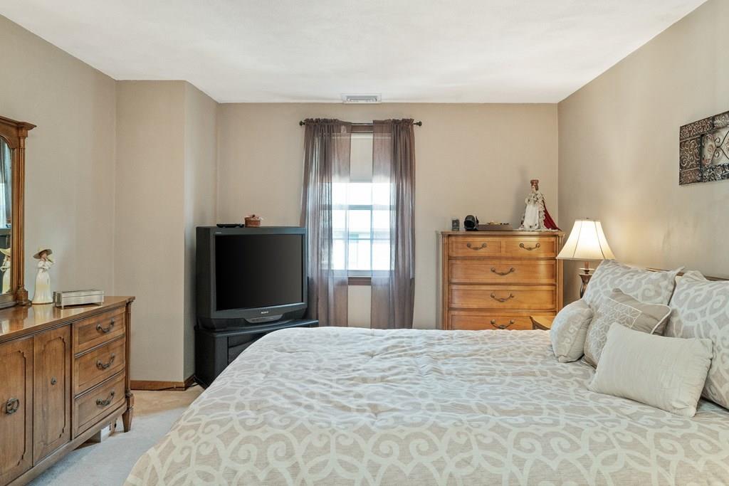 33 Cypress Road Arlington, MA 02474 - Photo 21 of 36 Gallery Image 21
