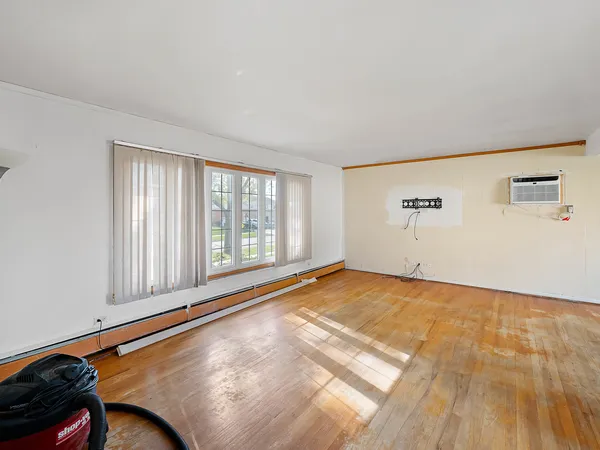 $339,900 | 291 Division Street, Melrose Park, IL 60160