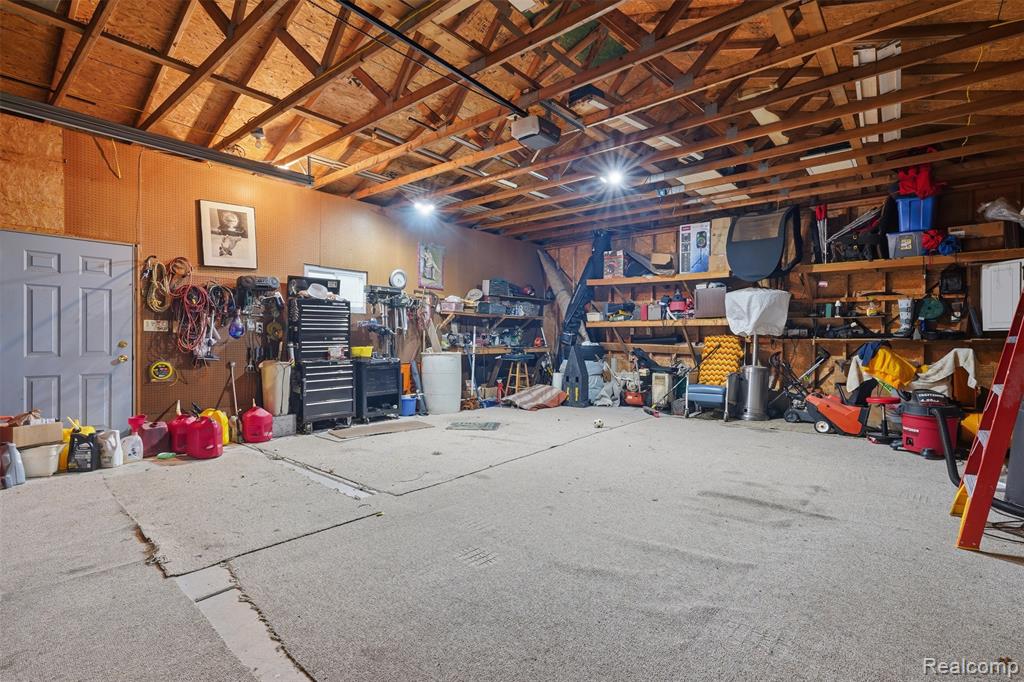 9210 Newburgh Road Livonia, MI 48150 - Photo 26 of 27