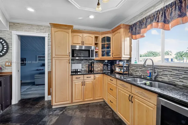 $599,000 | 7120 Wilson Street, Hollywood, FL 33024