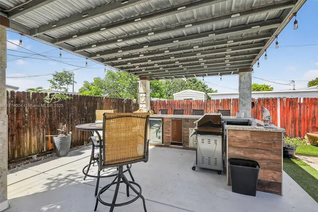 $599,000 | 7120 Wilson Street, Hollywood, FL 33024