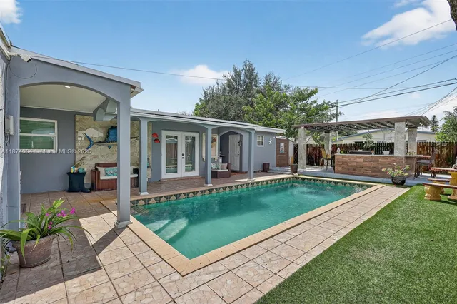 $599,000 | 7120 Wilson Street, Hollywood, FL 33024