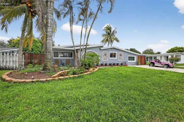 $599,000 | 7120 Wilson Street, Hollywood, FL 33024