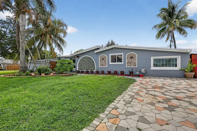 $599,000 | 7120 Wilson Street, Hollywood, FL 33024