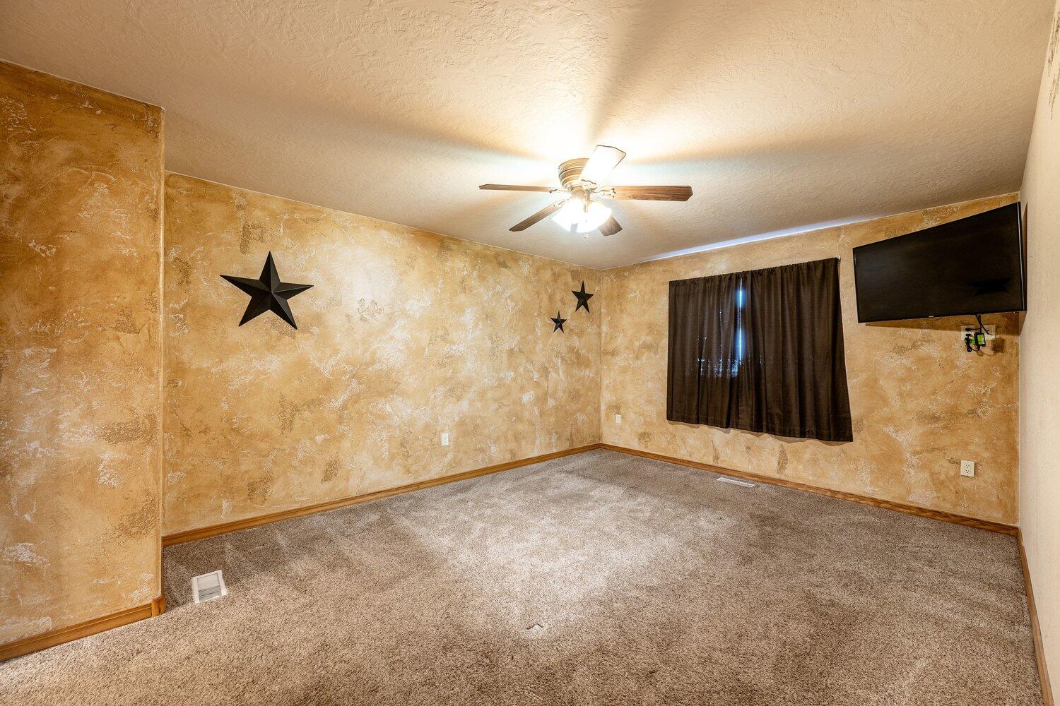 1998 Stadium Drive Sheridan, WY 82801 - Photo 11 of 43 055_dsc_9669-hdr_528