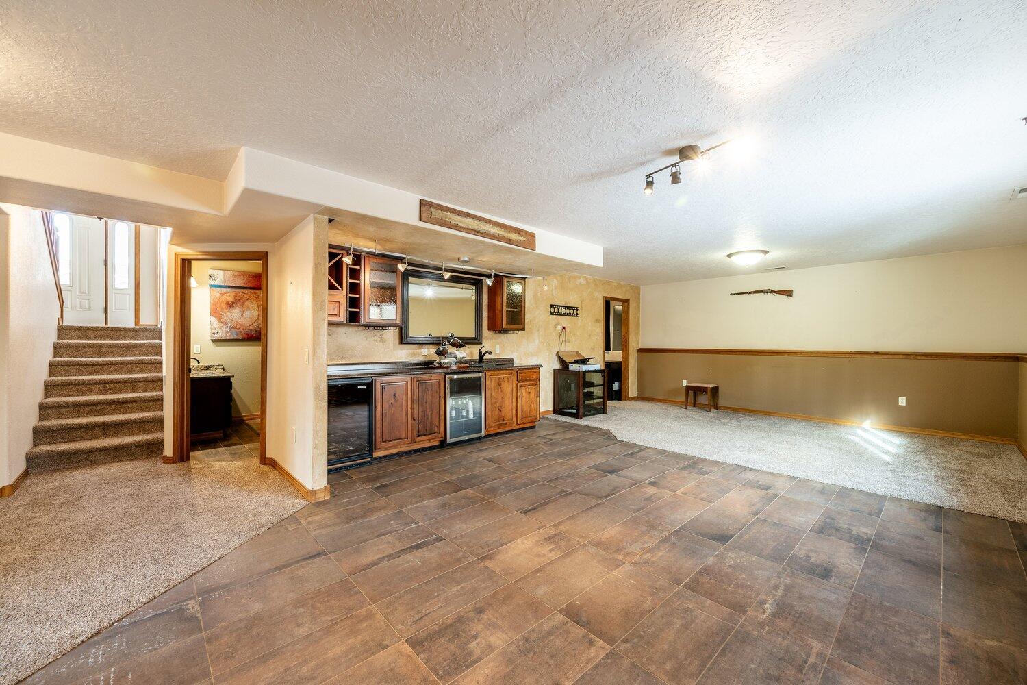 1998 Stadium Drive Sheridan, WY 82801 - Photo 16 of 43 063_dsc_9698-hdr_311