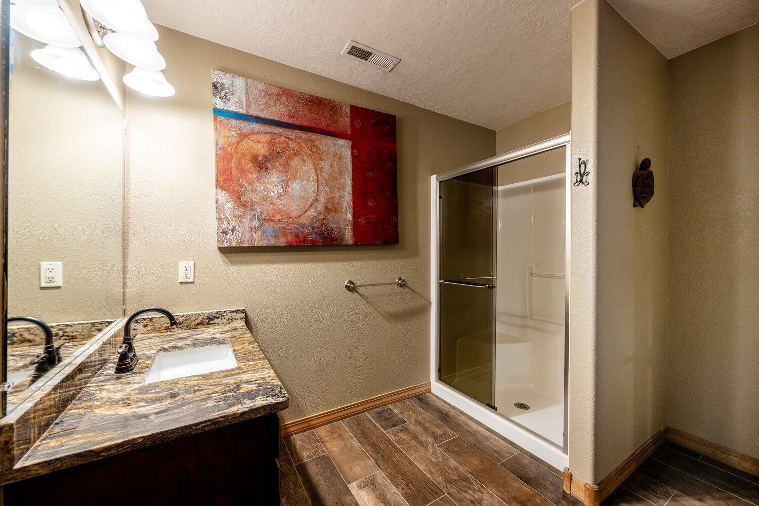 1998 Stadium Drive Sheridan, WY 82801 - Photo 23 of 43 069_dsc_9718-hdr_394