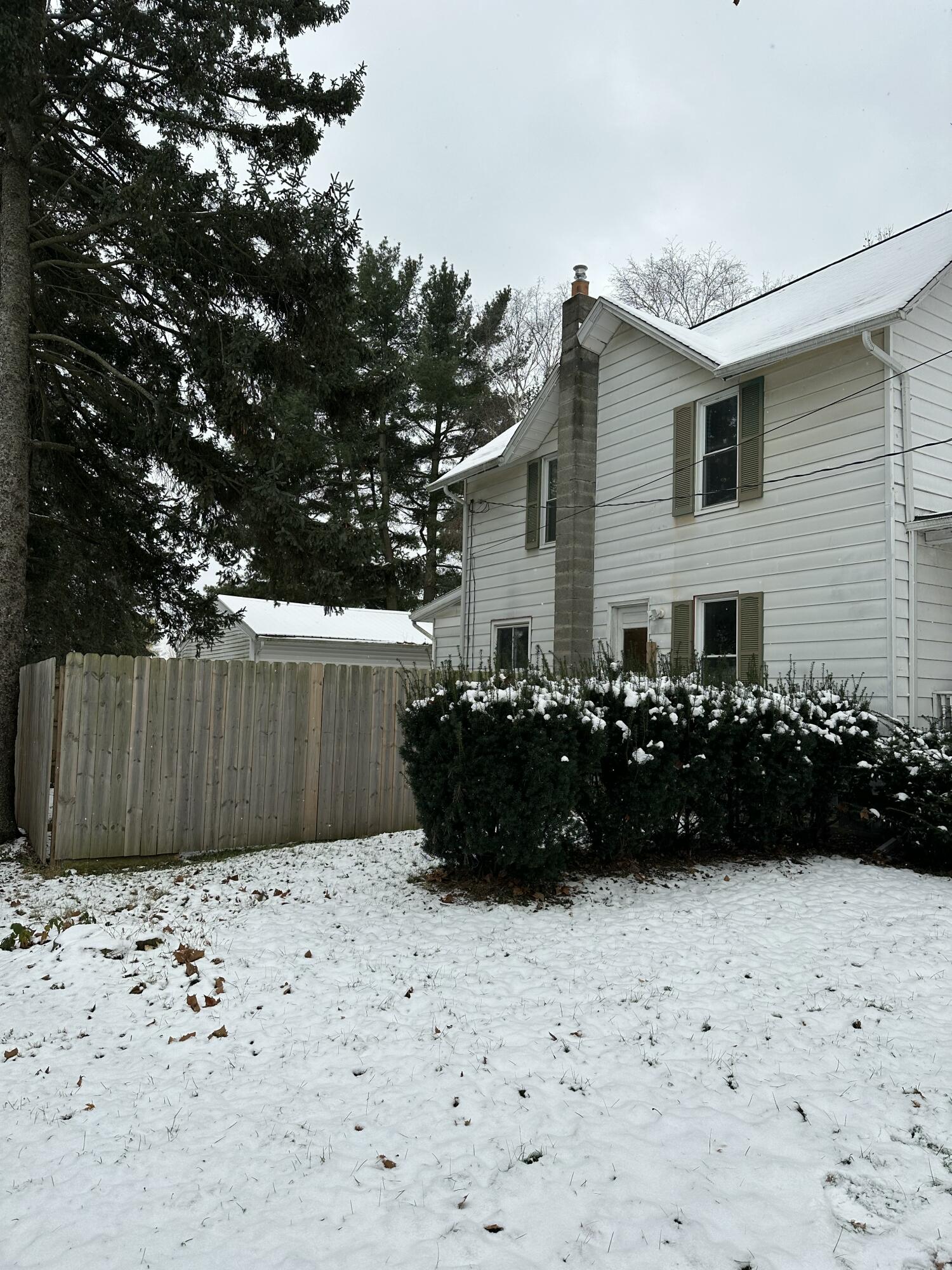 808 Millard Street Three Rivers, MI 49093 - Photo 5 of 17 5