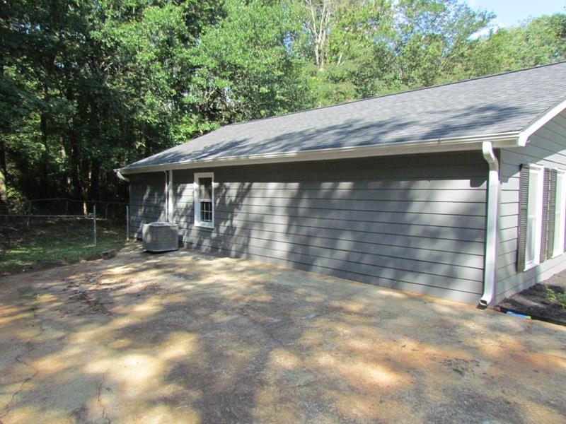 412 Odom Road Easley, SC 29642 - Photo 24 of 32 Gallery Image 24