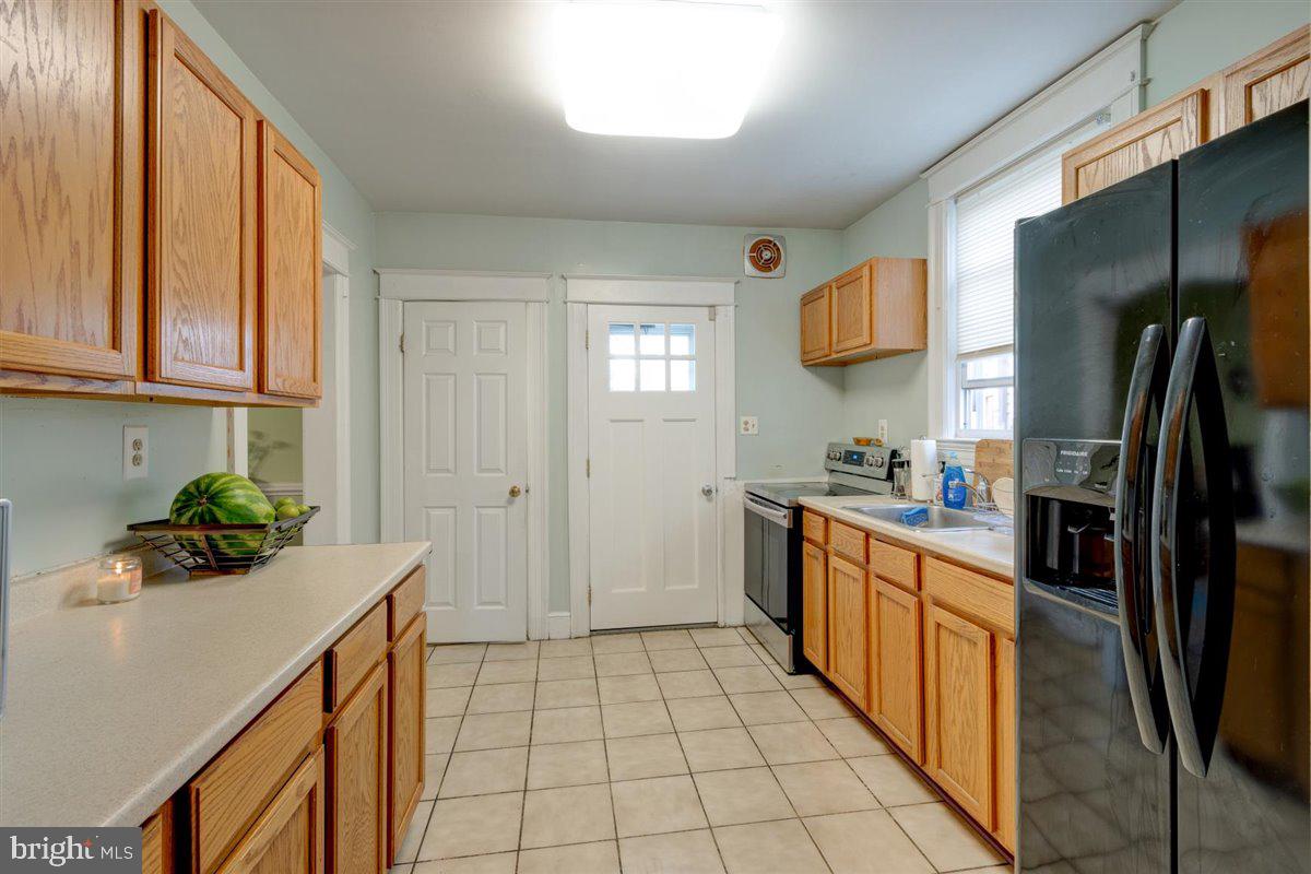 904 Rittenhouse Street Northwest Washington, DC 20011 - Photo 11 of 31