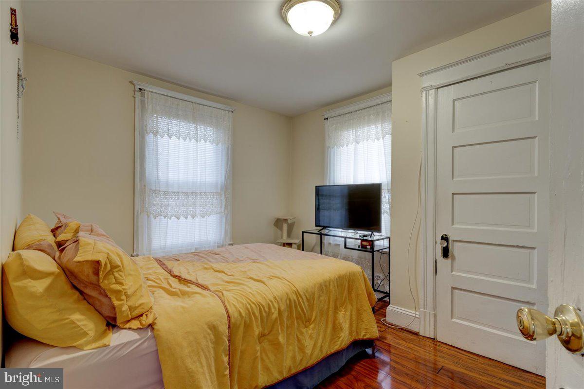 904 Rittenhouse Street Northwest Washington, DC 20011 - Photo 16 of 31
