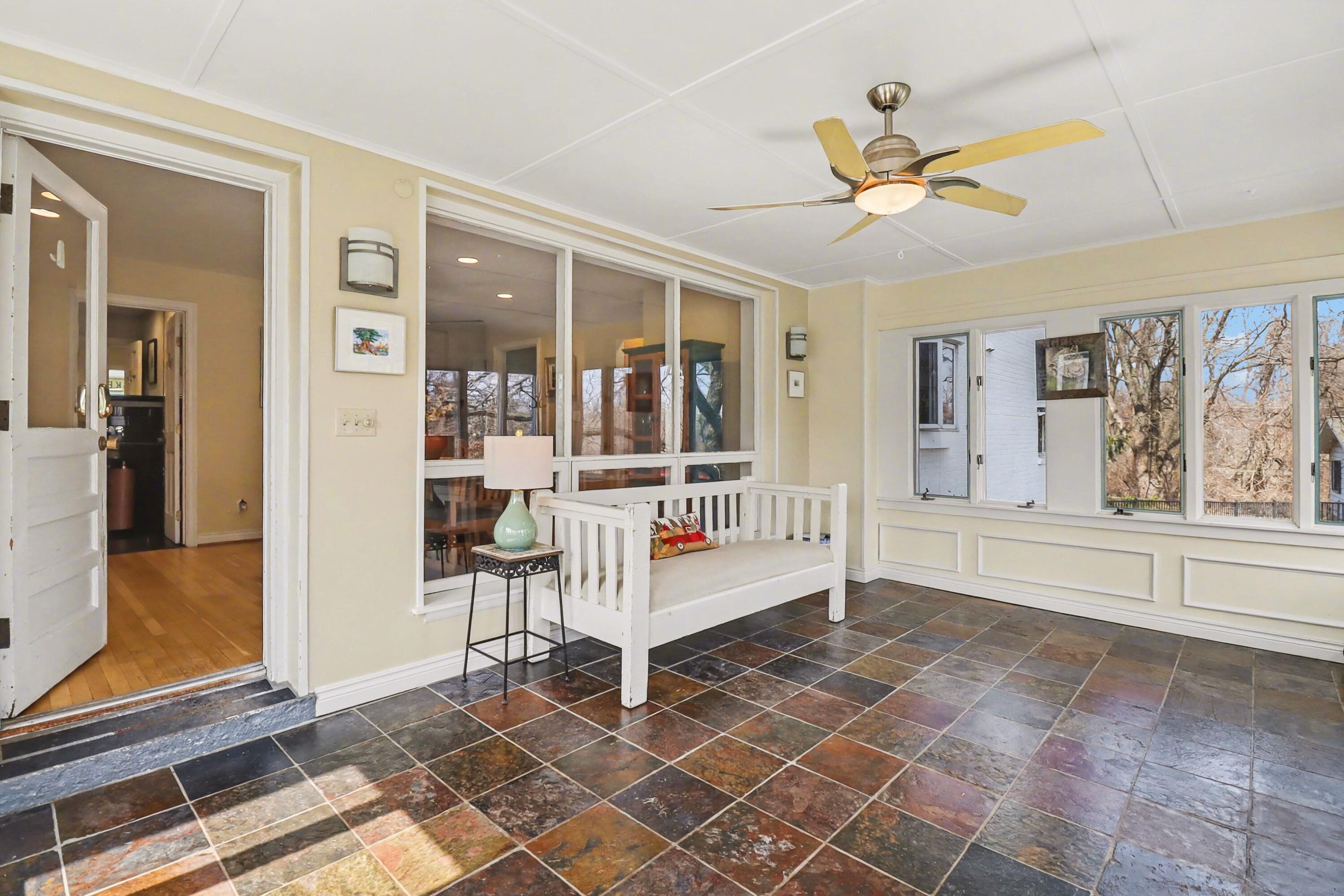 1143 Ellis Road Ypsilanti, MI 48197 - Photo 17 of 84 048_file_9546