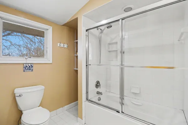 $949,000 | 1143 Ellis Road, Ypsilanti, MI 48197