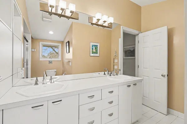 $949,000 | 1143 Ellis Road, Ypsilanti, MI 48197