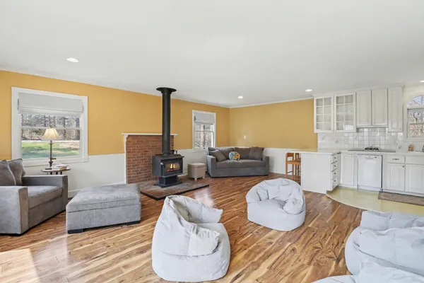 $949,000 | 1143 Ellis Road, Ypsilanti, MI 48197