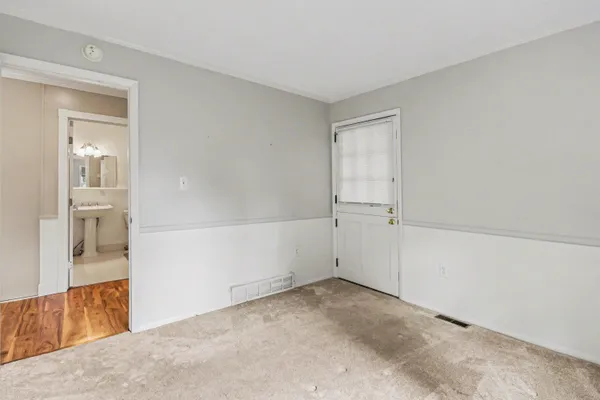$949,000 | 1143 Ellis Road, Ypsilanti, MI 48197