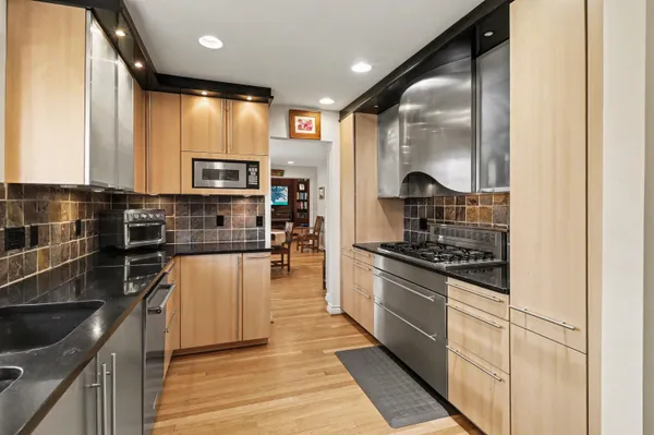 $949,000 | 1143 Ellis Road, Ypsilanti, MI 48197