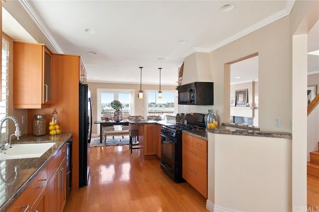$7,200 | 4 Canal Circle, Newport Beach, CA 92663